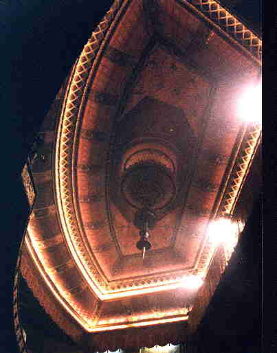 Beacon Theatre, March 4, 1998. Photographs by Dennis, GotchNJ@aol.com. Courtesy Andrew J. McCaughey